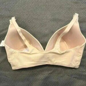 NWT bra 38 D